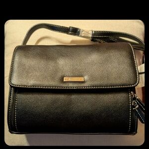 Liz Claiborne Black Shoulder / Crossbody Bag Red Interior New W/ Tag